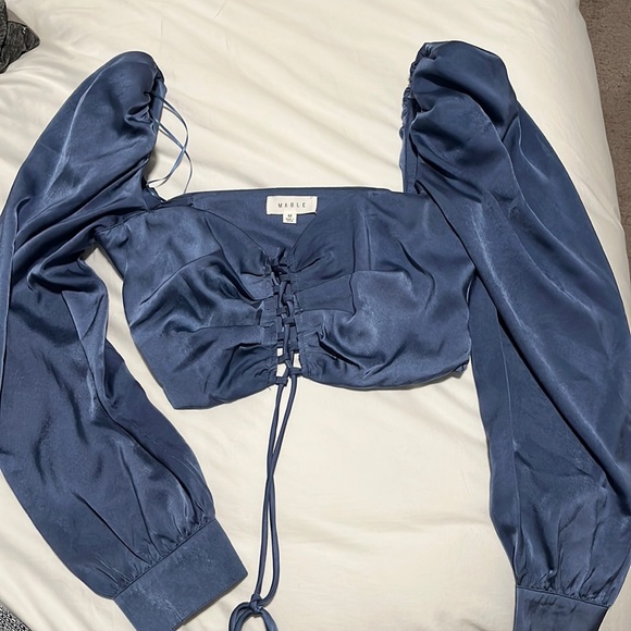 Blue cropped long sleeve - Picture 1 of 2